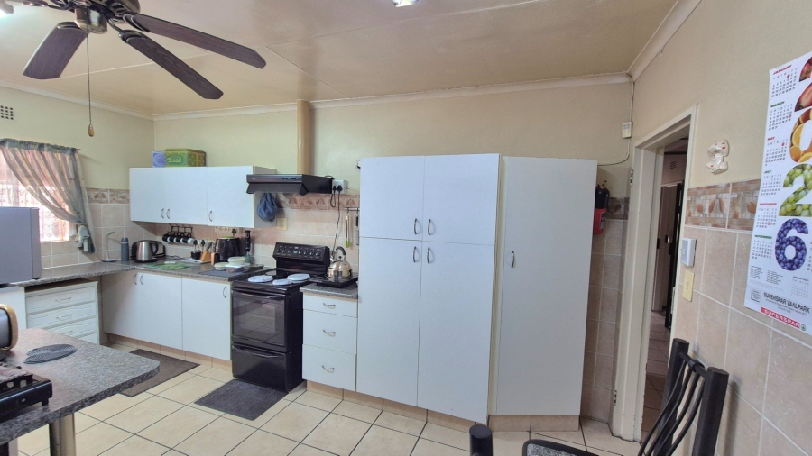 3 Bedroom Property for Sale in Vaalpark Free State